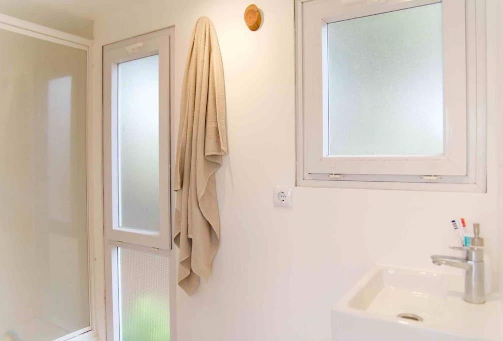 Eco Tiny Home & Office For Digital Nomads Vallmoll Exterior photo