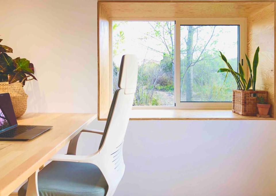 Eco Tiny Home & Office For Digital Nomads Vallmoll Exterior photo